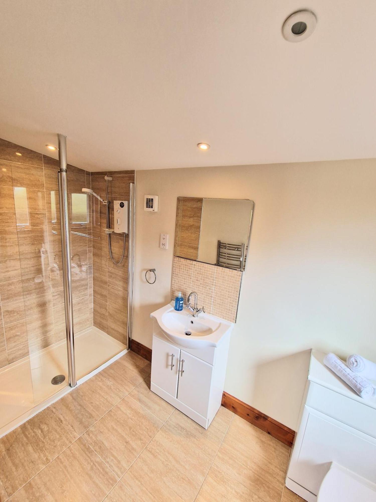 Torridon 1 With Private Hot Tub - Fife - Loch Leven - Lomond Hills- Pet Friendly Villa Kelty Eksteriør billede