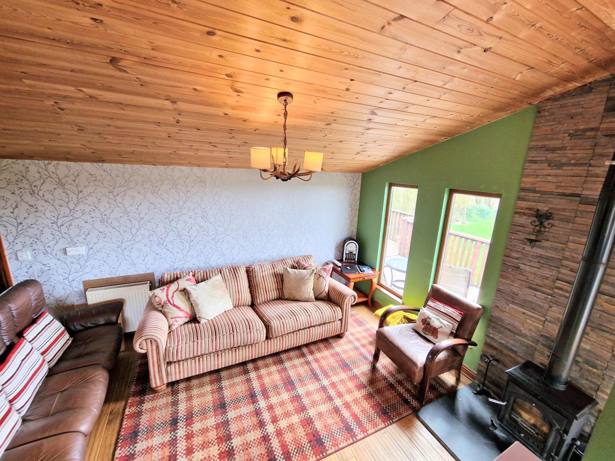 Torridon 1 With Private Hot Tub - Fife - Loch Leven - Lomond Hills- Pet Friendly Villa Kelty Eksteriør billede