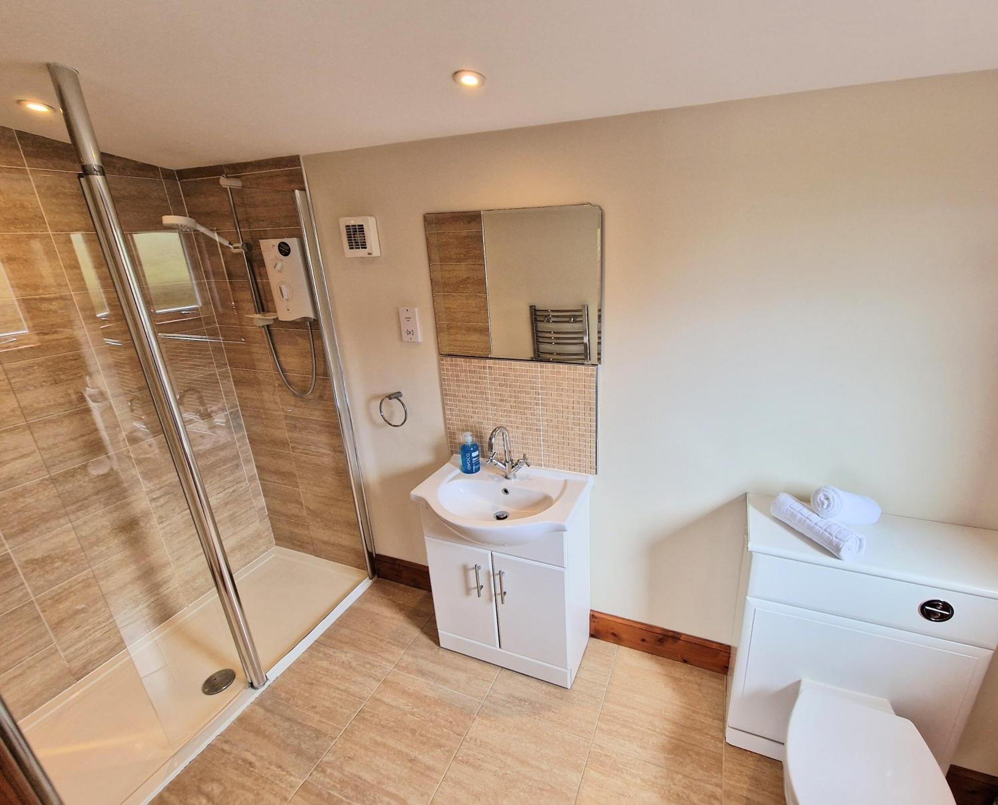 Torridon 1 With Private Hot Tub - Fife - Loch Leven - Lomond Hills- Pet Friendly Villa Kelty Eksteriør billede